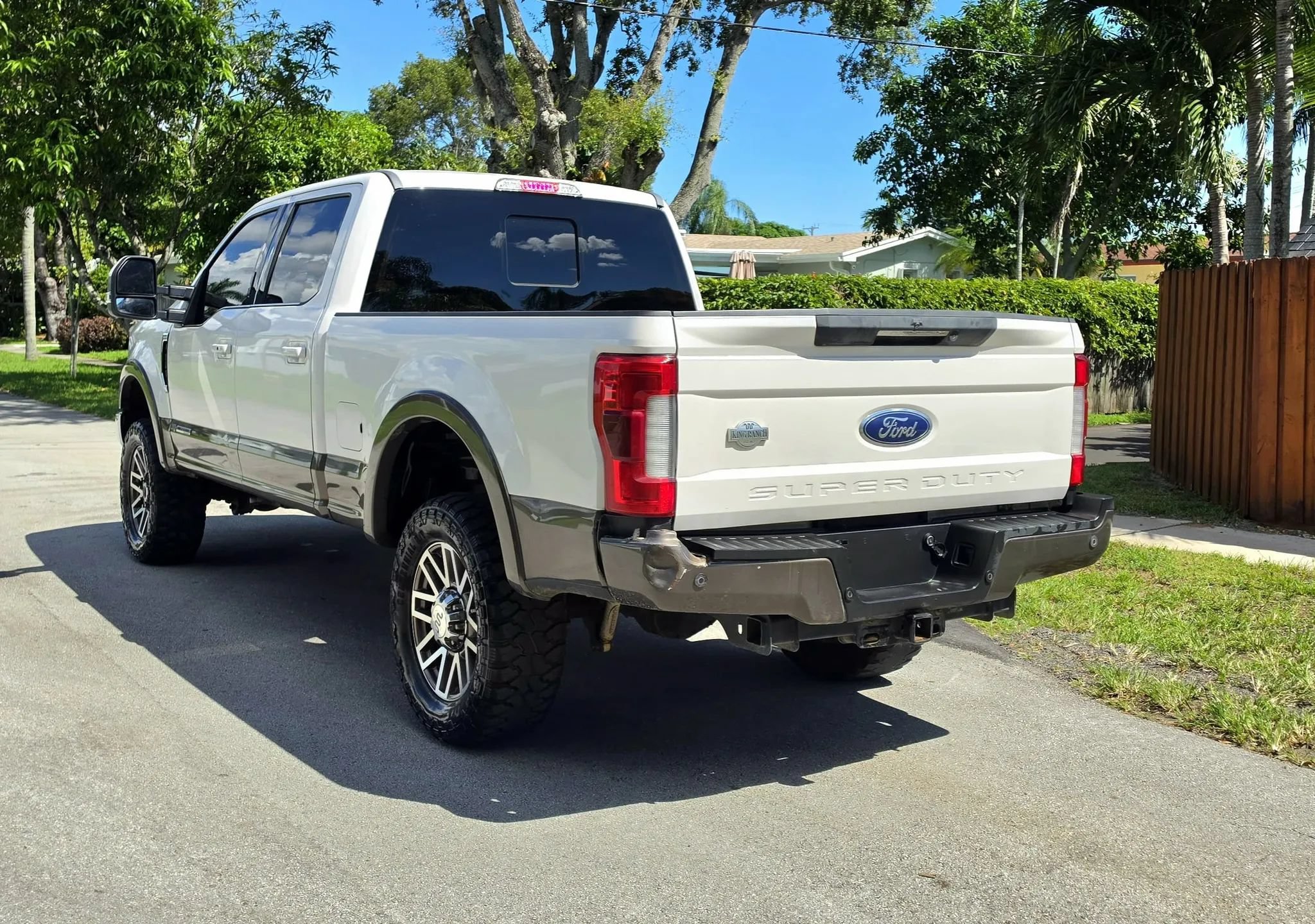 Used 2017 Ford F250 King Ranch w/ King Ranch Ultimate Package AWD/4WD image 13