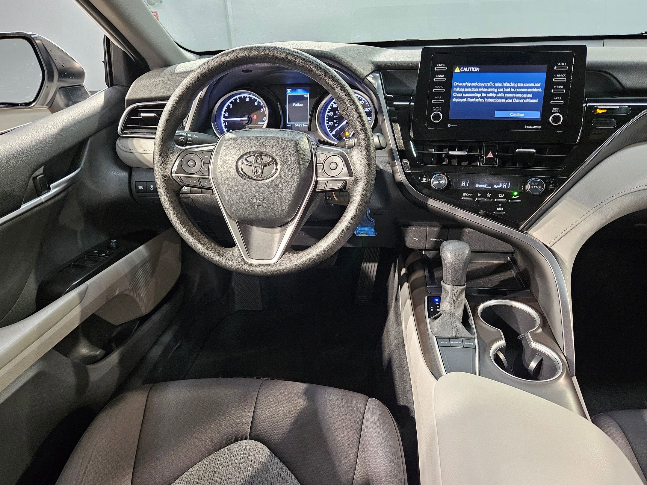 Used 2023 Toyota Camry LE image 9