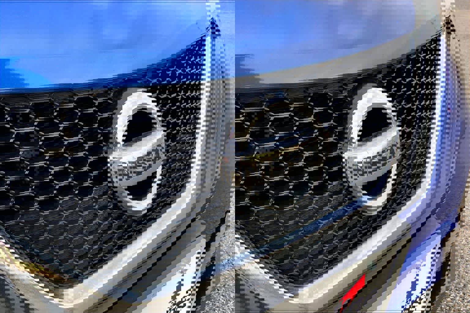 Used 2017 Nissan Versa Note SV w/ SV Appearance Package image 28