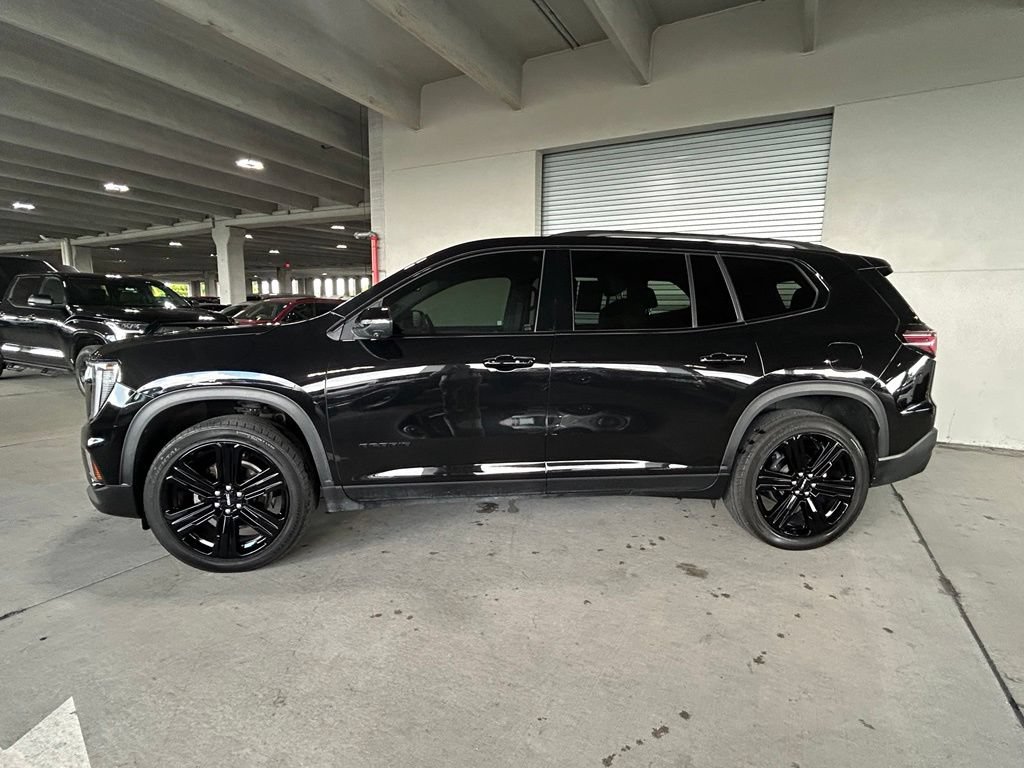 Used 2024 GMC Acadia Elevation w/ Black Edition FWD video 2