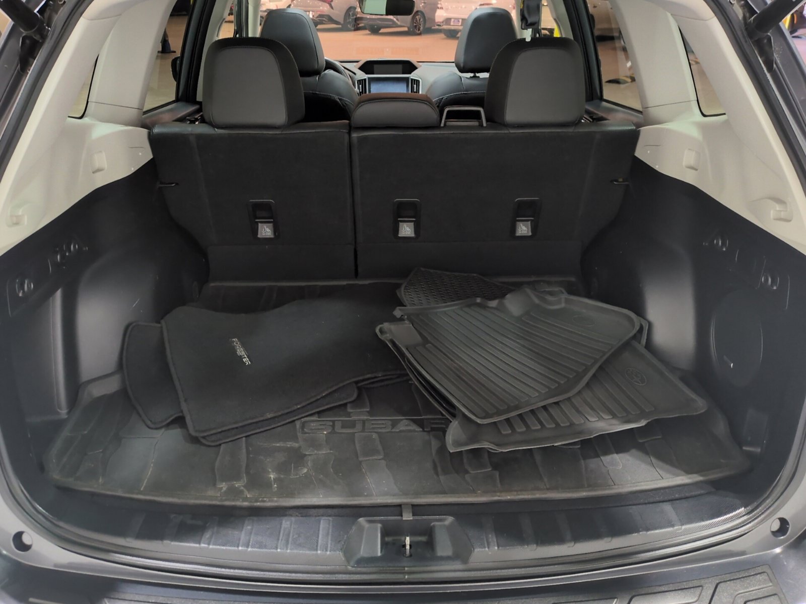Used 2020 Subaru Forester Limited AWD/4WD image 13