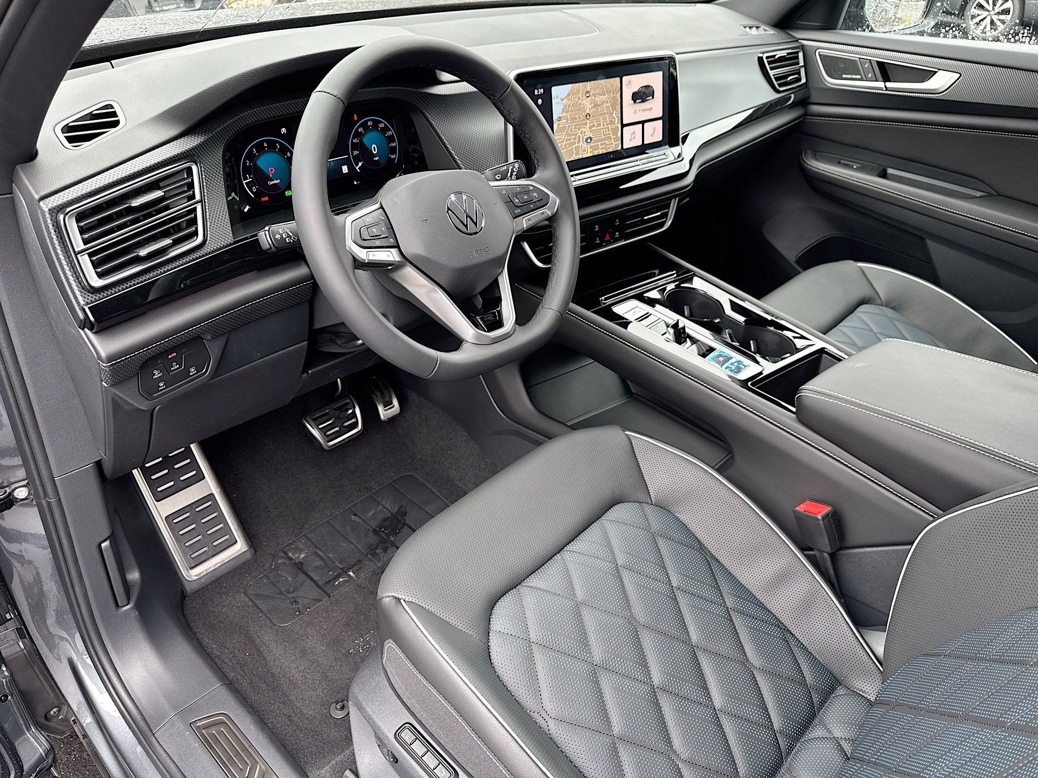 New 2025 Volkswagen Atlas Cross Sport SEL Premium R-Line image 6