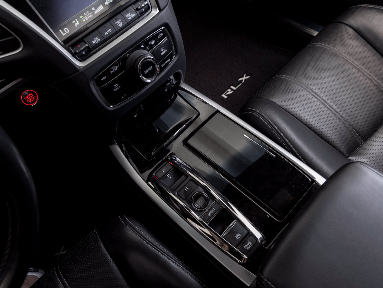 Used 2018 Acura RLX w/ Technology Package FWD image 17