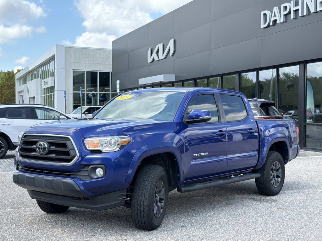 Used 2023 Toyota Tacoma SR5 AWD/4WD image 8
