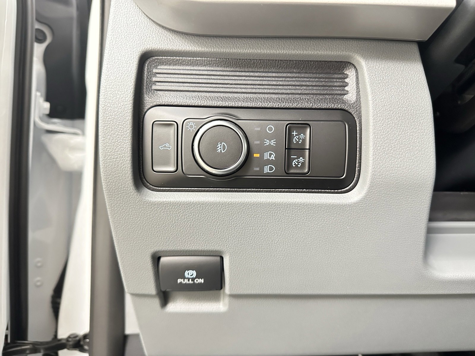 New 2025 Ford F350 XL w/ XL Chrome Package image 12