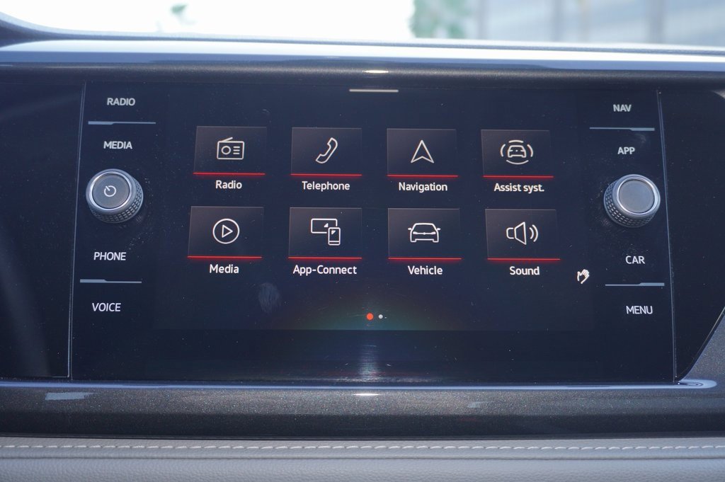 Used 2023 Volkswagen Taos SEL image 15