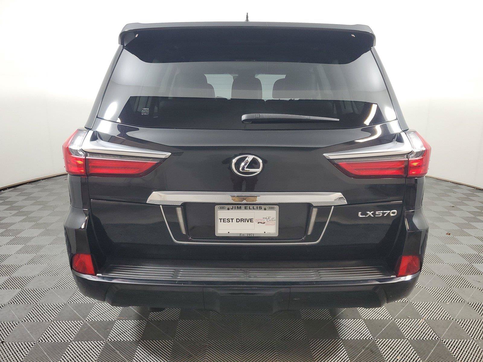 Used 2018 Lexus LX 570 4WD image 5
