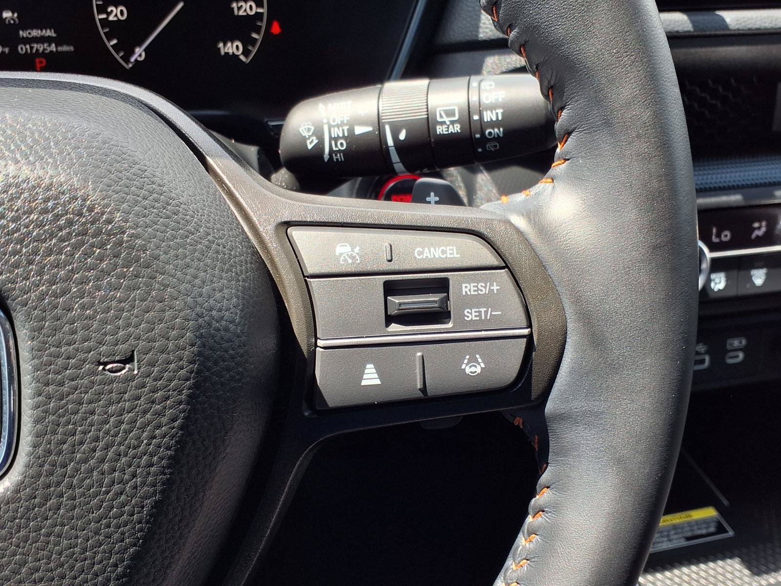 Used 2025 Honda CR-V Sport-L image 18