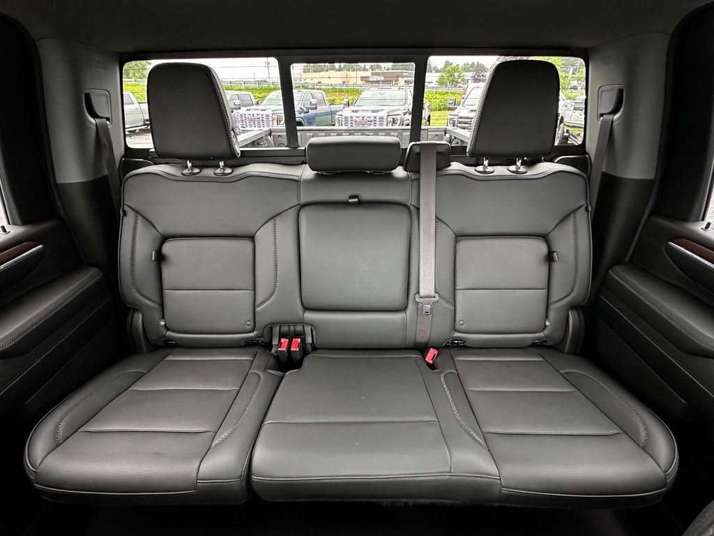 Used 2024 GMC Sierra 2500 Denali w/ Denali Reserve Package AWD/4WD image 30