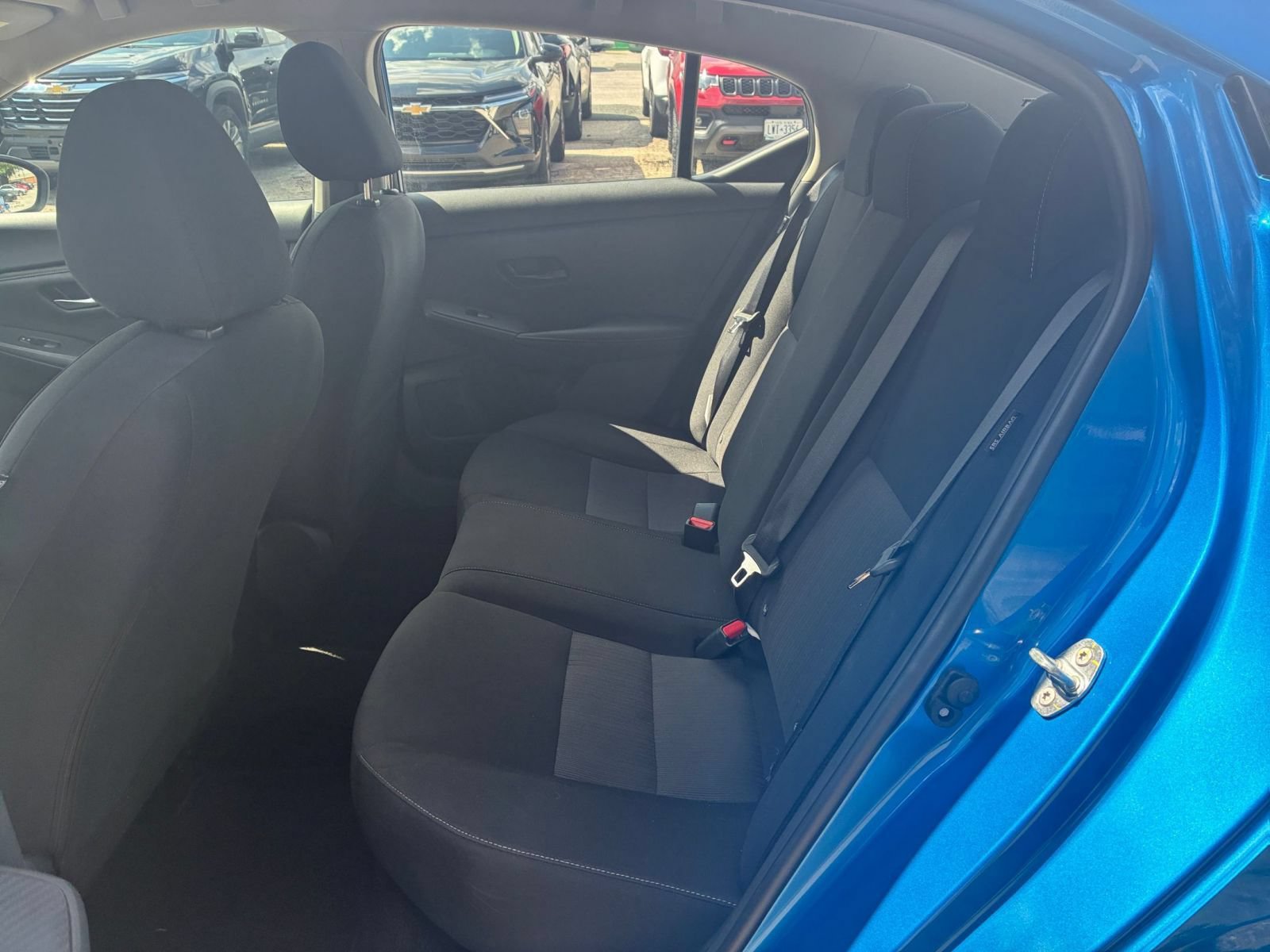 Used 2025 Nissan Sentra SV FWD image 17