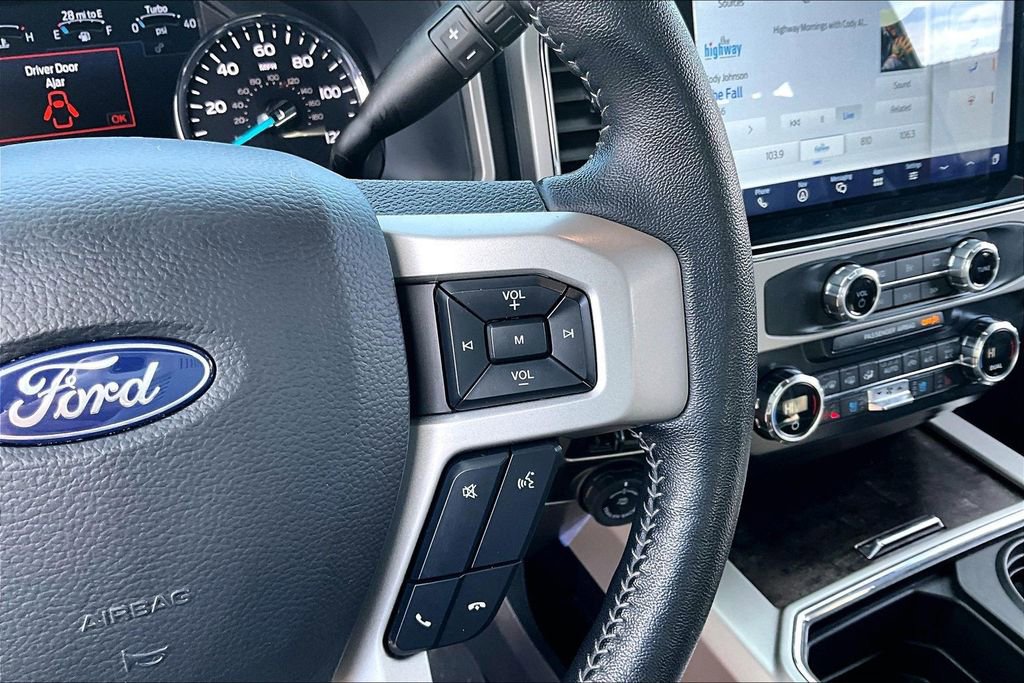 Certified 2022 Ford F350 Lariat w/ Black Appearance Package image 22