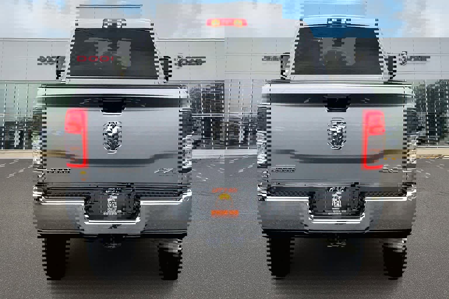 Used 2024 RAM 2500 Big Horn image 4