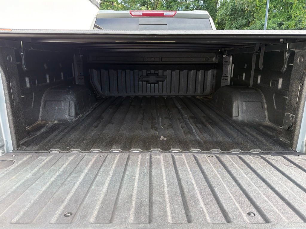 Used 2023 Chevrolet Silverado 1500 LTZ AWD/4WD image 11
