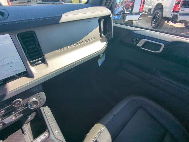 New 2025 Ford Bronco Outer Banks AWD/4WD image 18