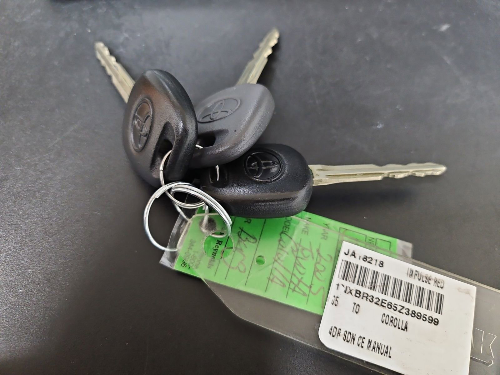 Used 2005 Toyota Corolla CE FWD image 26