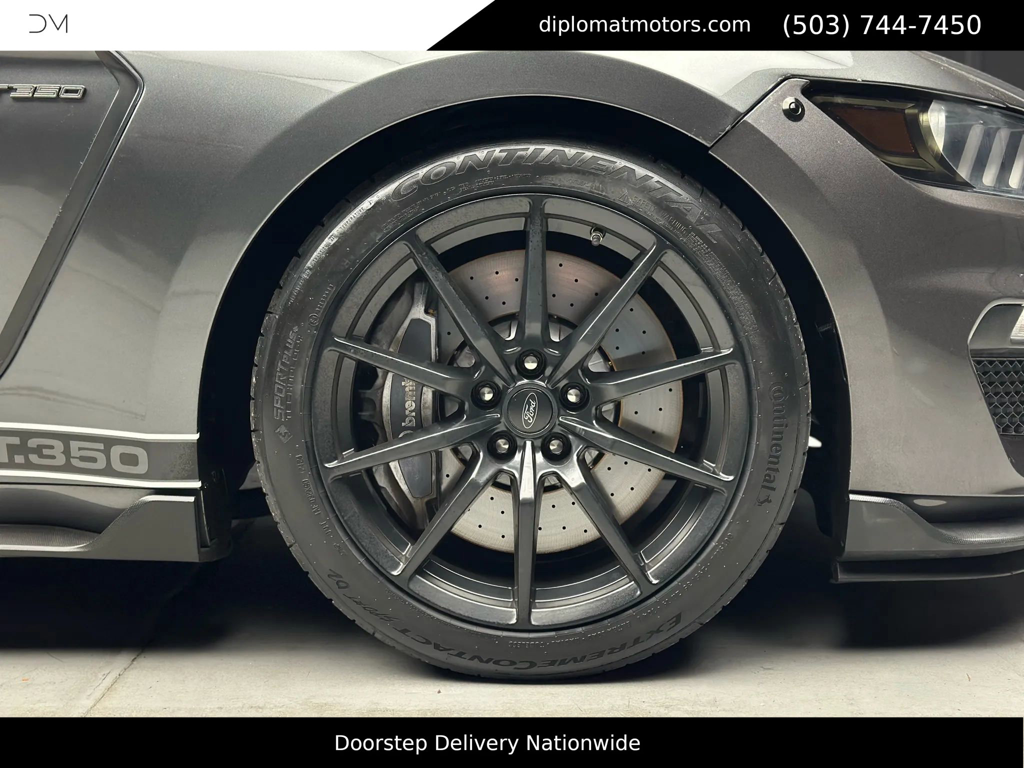 Used 2016 Ford Mustang Shelby GT350 w/ Technology Package image 41