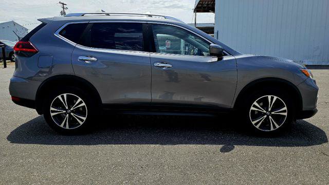 Used 2019 Nissan Rogue SV w/ Premium Package AWD/4WD image 4