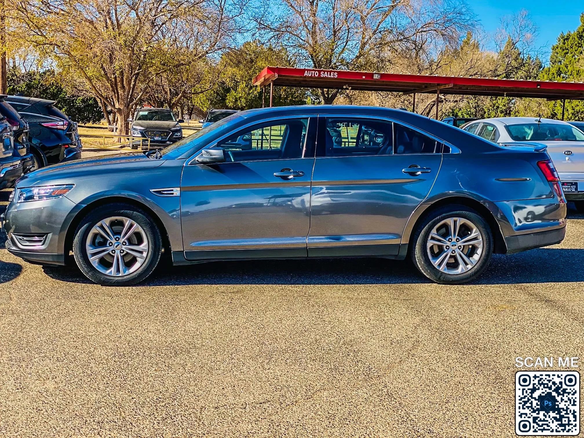 Used 2019 Ford Taurus SEL w/ Equipment Group 201A image 5