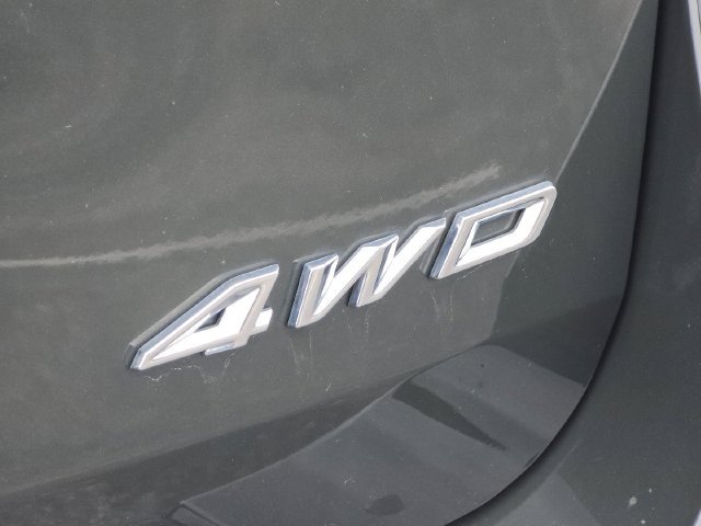 Certified 2024 Ford Explorer XLT w/ Equipment Group 202A AWD/4WD image 4