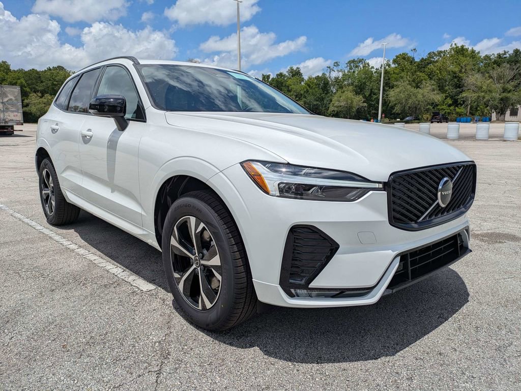 New 2026 Volvo XC60 B5 Core AWD/4WD image 8