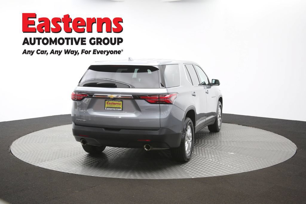 Used 2023 Chevrolet Traverse LS FWD image 38