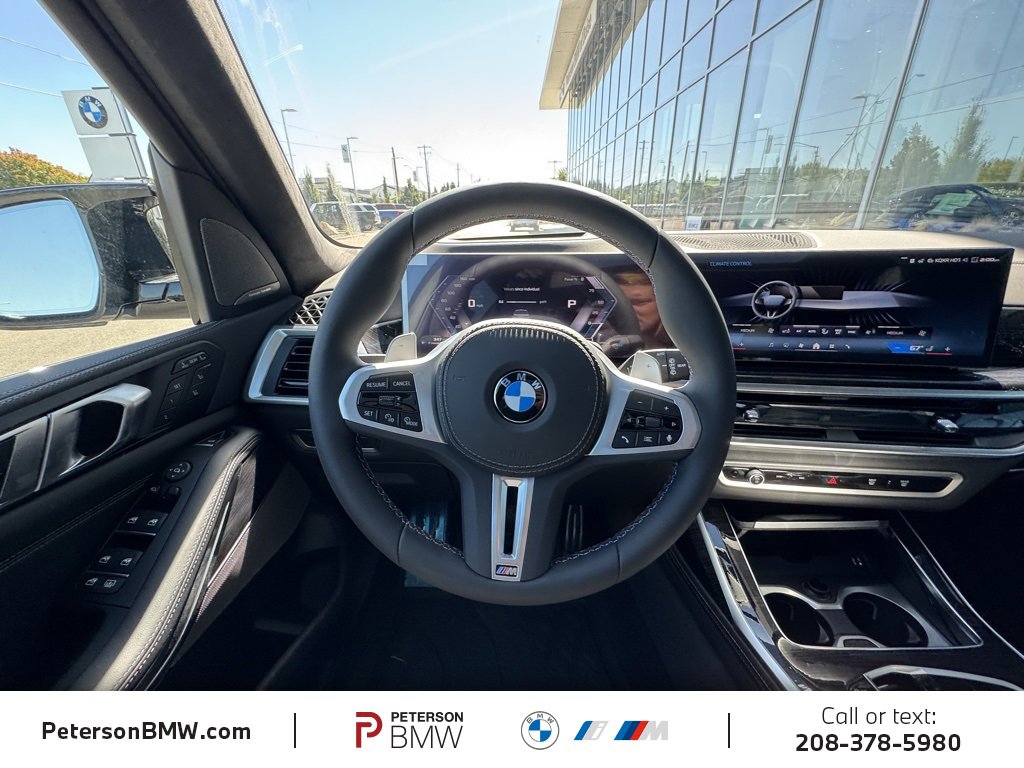 New 2026 BMW X7 M60i image 14