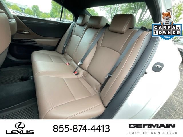 Used 2024 Lexus ES 350 w/ Premium Package FWD image 13