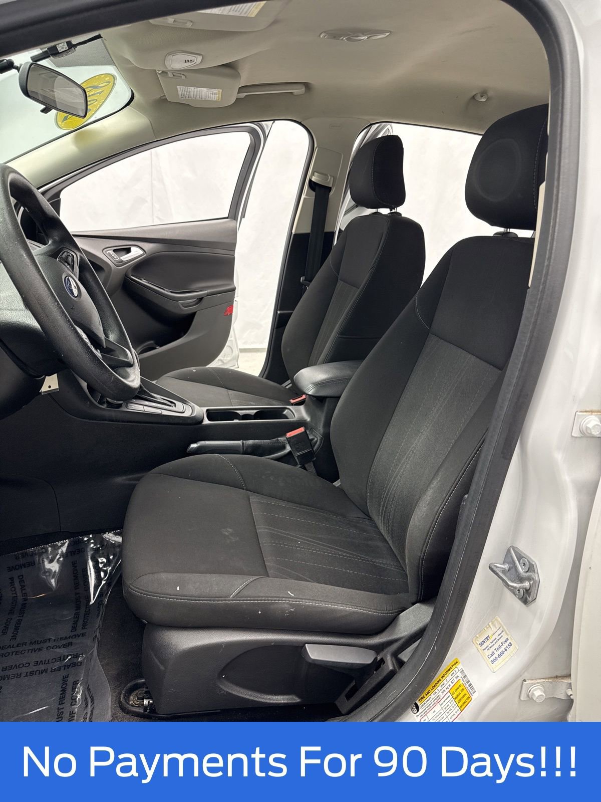 Certified 2018 Ford Focus SE image 9