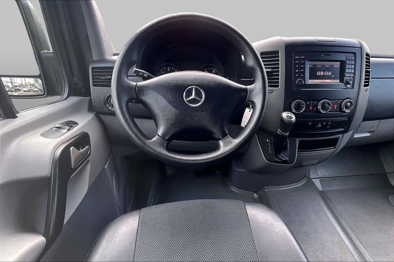 Used 2018 Mercedes-Benz Sprinter 2500 image 5