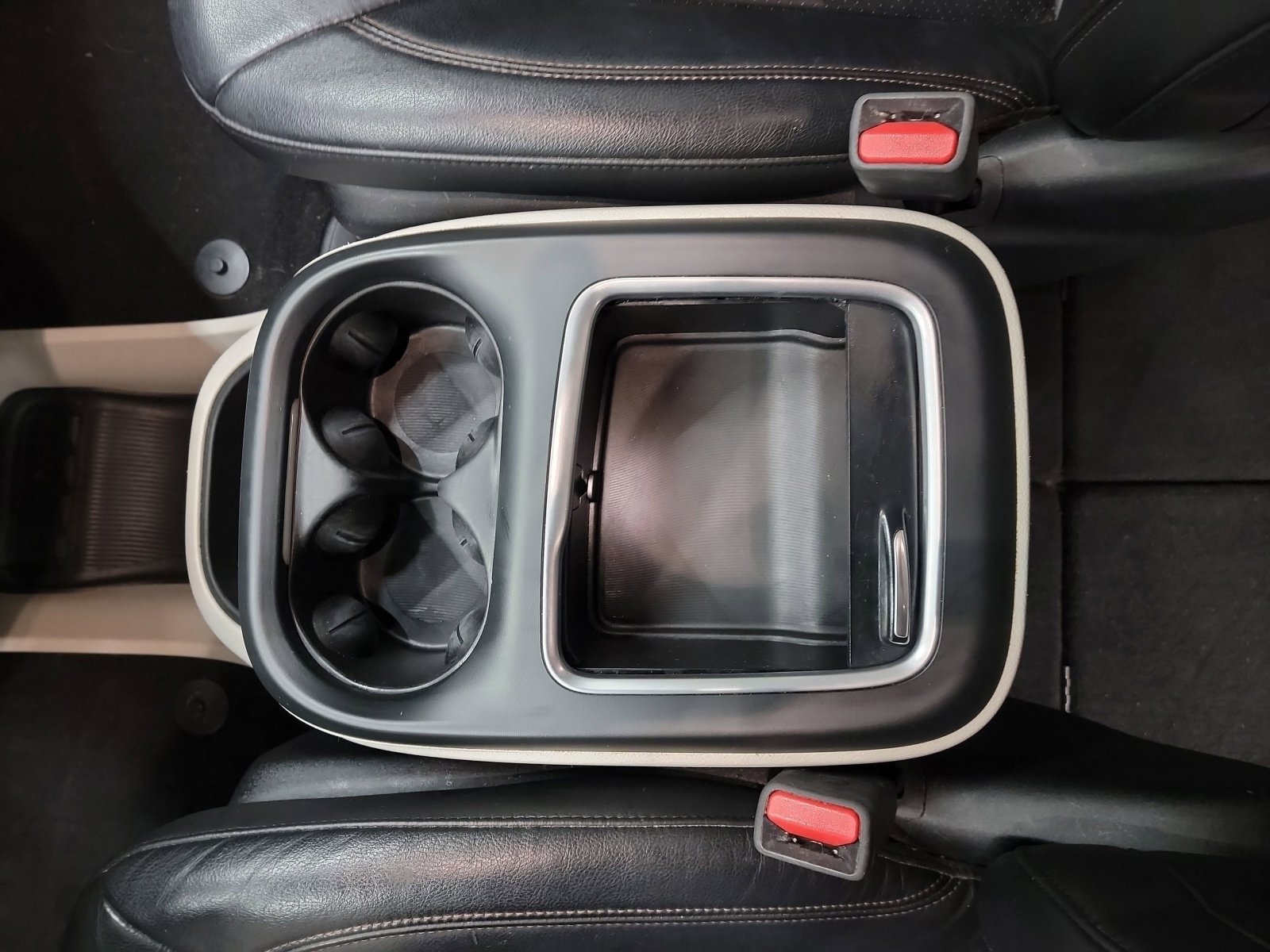 Used 2017 Chrysler Pacifica Touring-L Plus w/ Advanced Safetytec Group image 28