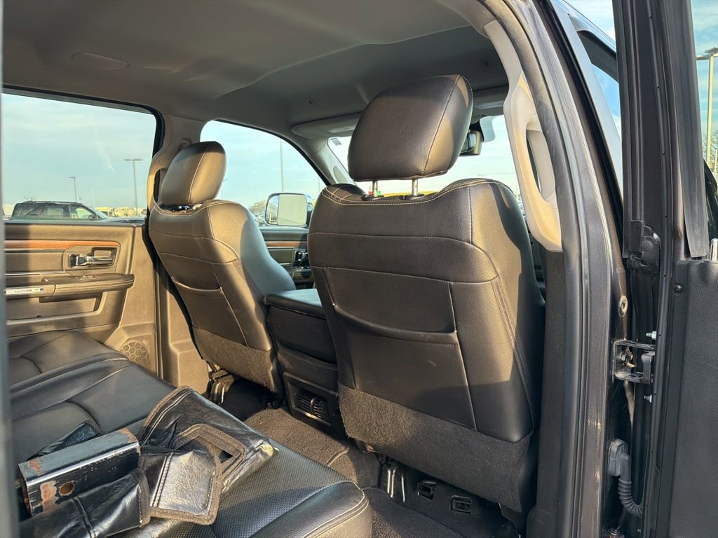 Used 2018 RAM 2500 Laramie w/ Cold Weather Group image 18