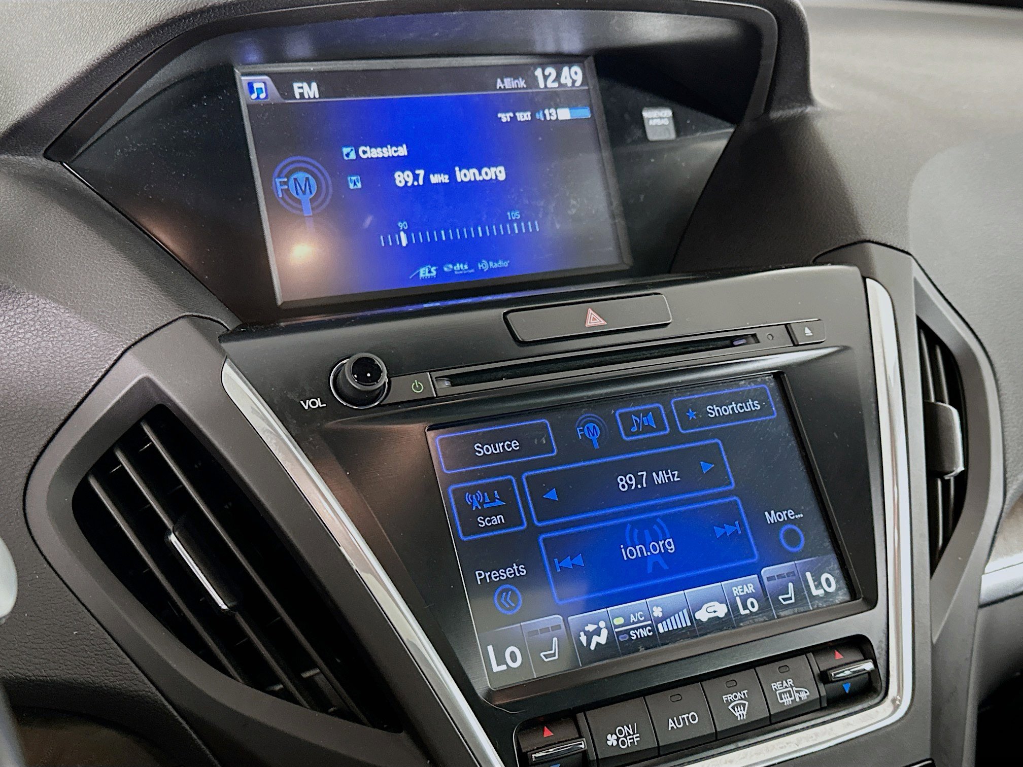 Used 2017 Acura MDX SH-AWD w/ Advance Package image 21