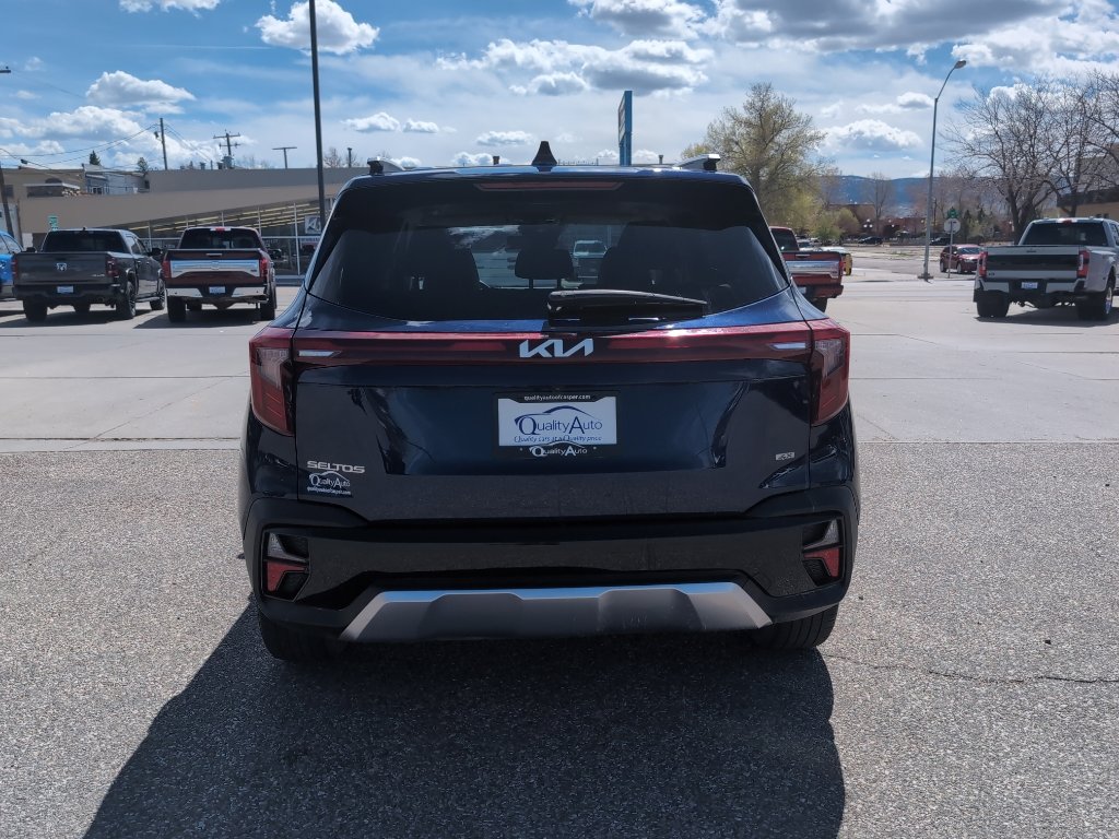 Used 2024 Kia Seltos EX image 7