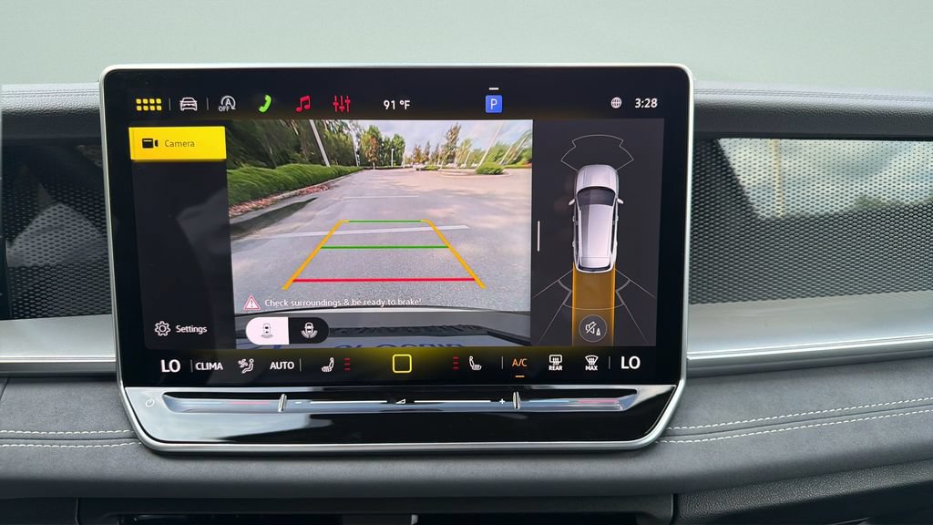 New 2026 Volkswagen Tiguan SE R-Line FWD image 14