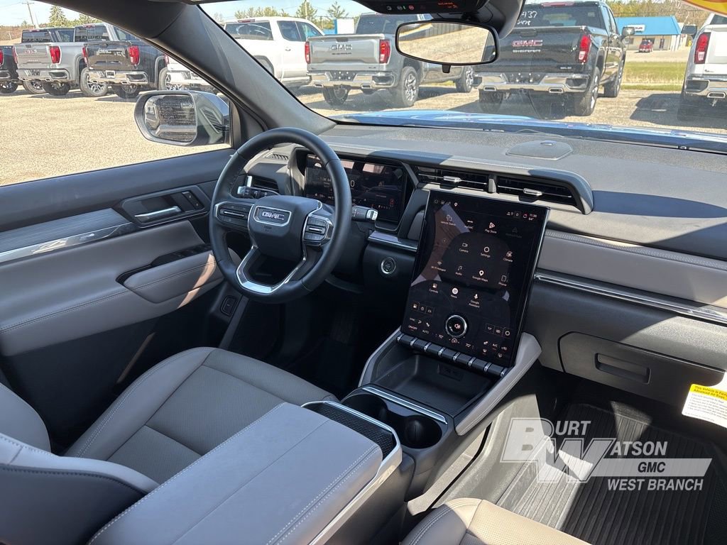 Used 2026 GMC Terrain Elevation w/ Elevation Premium Package AWD/4WD image 13