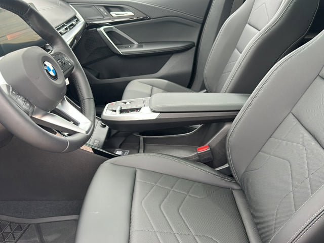 New 2026 BMW X2 xDrive28i w/ Technology Package AWD/4WD image 39
