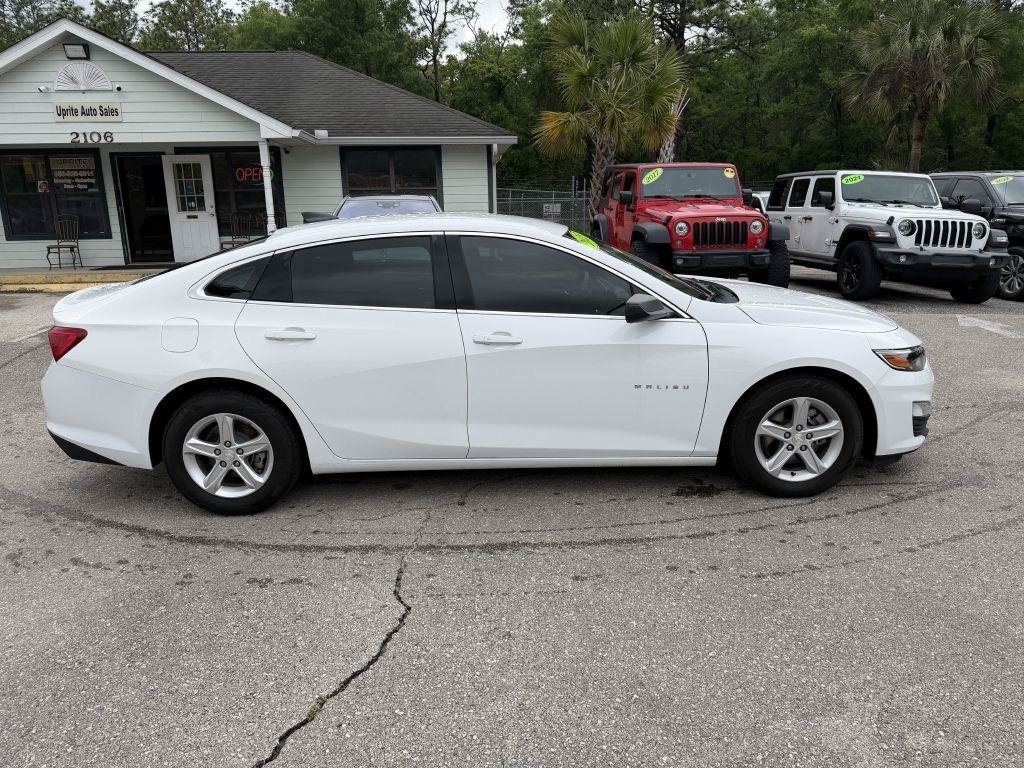 Used 2023 Chevrolet Malibu LS FWD image 4
