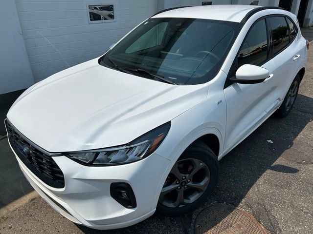 Used 2023 Ford Escape ST-Line Select w/ Tech Pack #1 AWD/4WD video 1