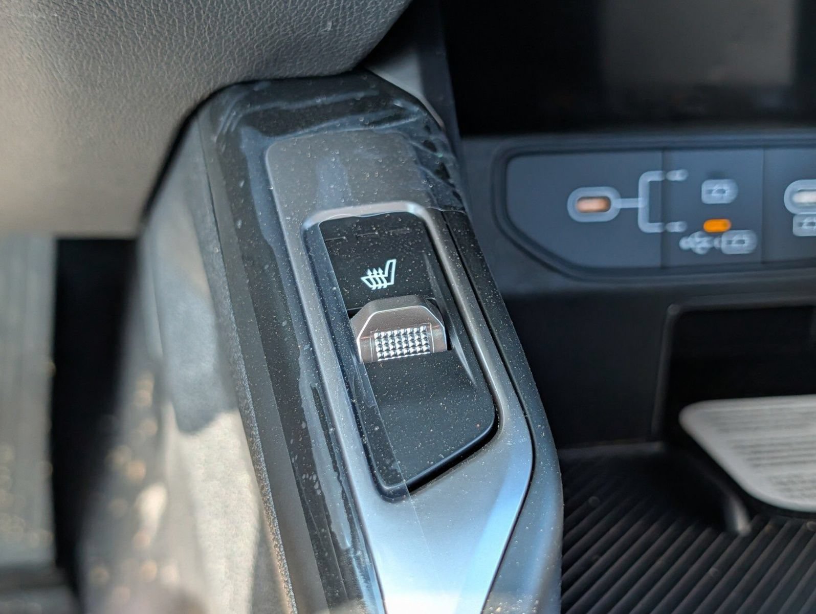 New 2026 Kia Sorento S AWD/4WD image 9