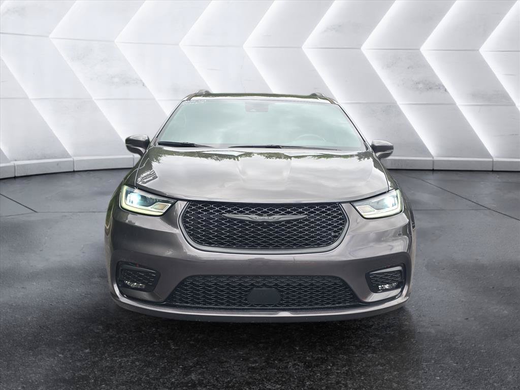 Used 2021 Chrysler Pacifica Touring w/ S Appearance Package FWD image 8