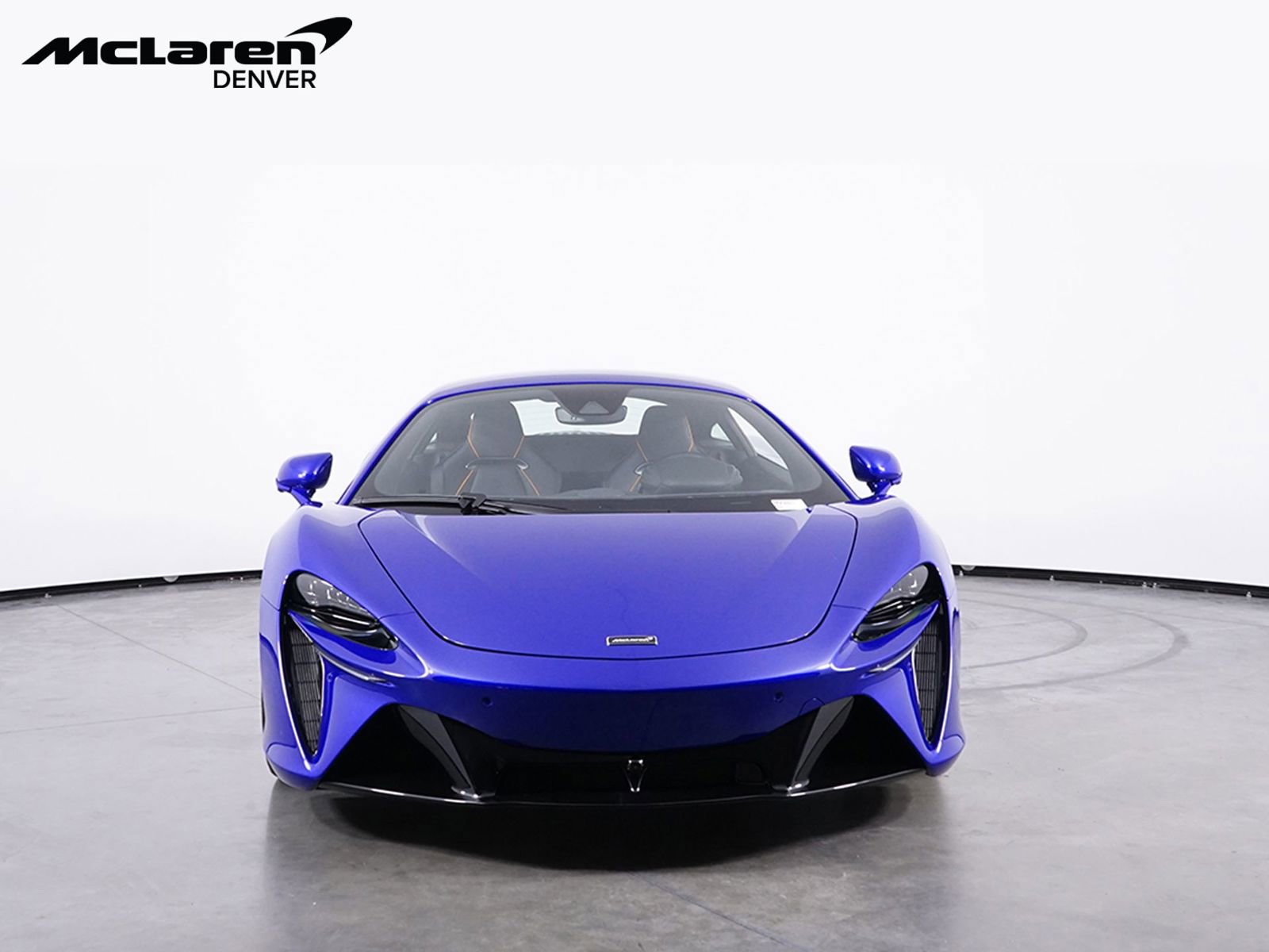 New 2025 McLaren Artura image 19