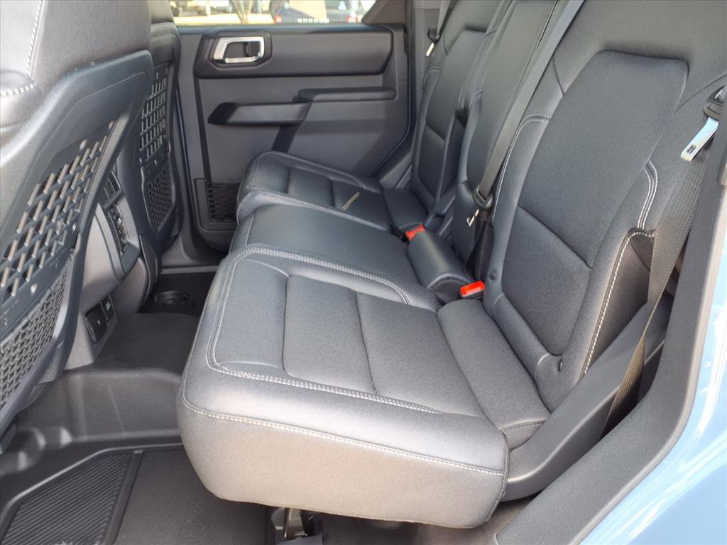 New 2025 Ford Bronco Badlands image 7