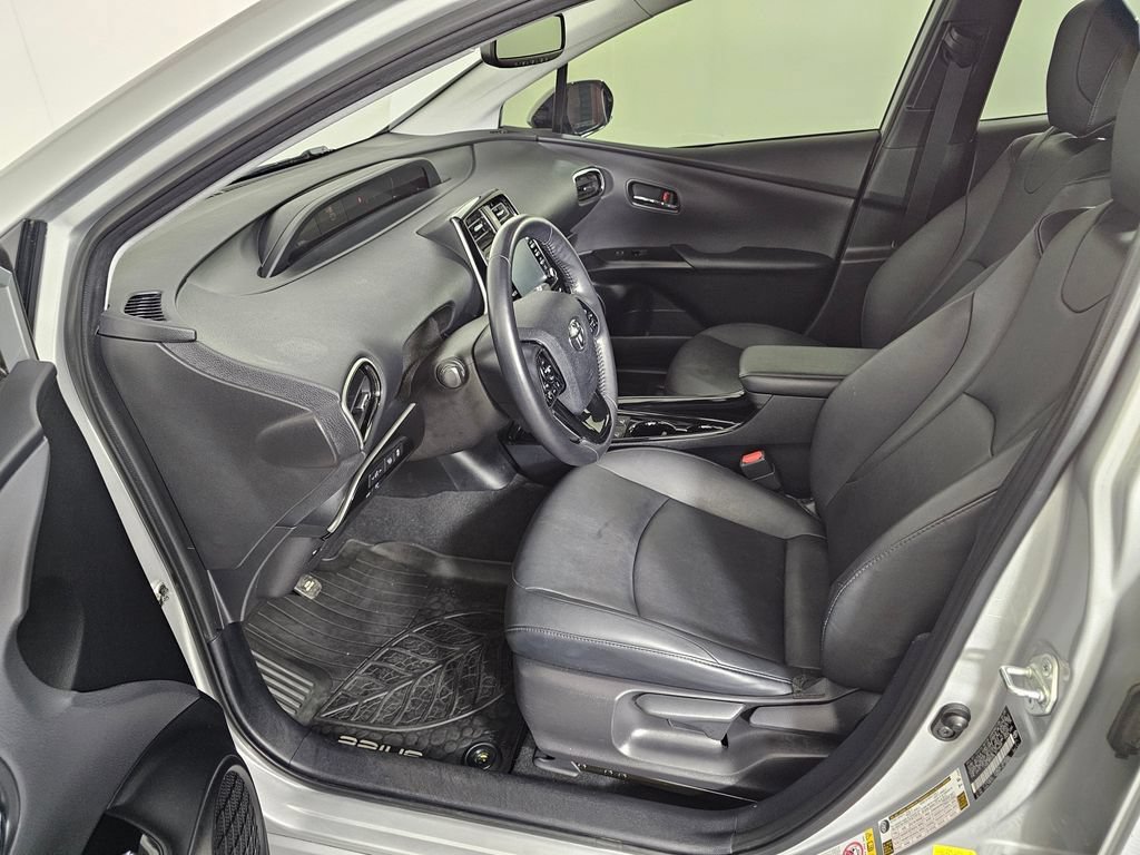 Used 2020 Toyota Prius XLE w/ Advanced Technology Package AWD/4WD image 23