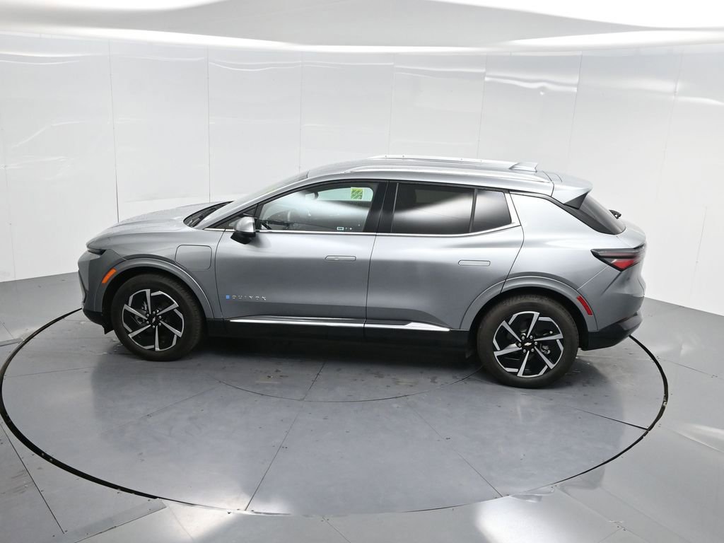 Used 2025 Chevrolet Equinox EV LT w/ Convenience Package image 60