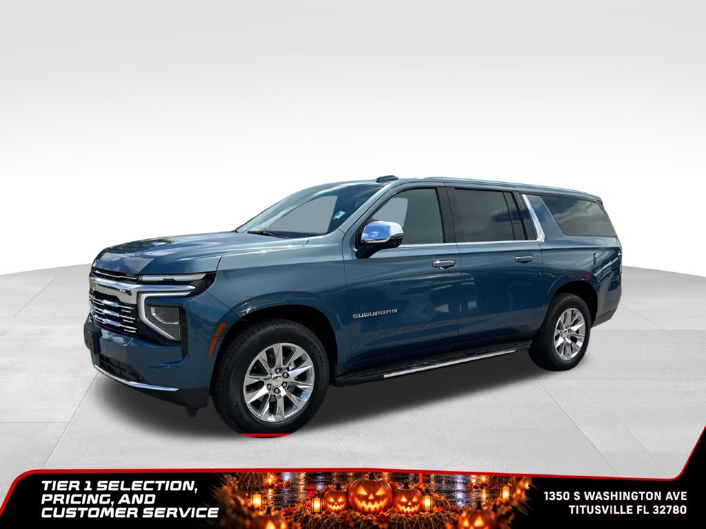 Used 2025 Chevrolet Suburban Premier RWD image 3