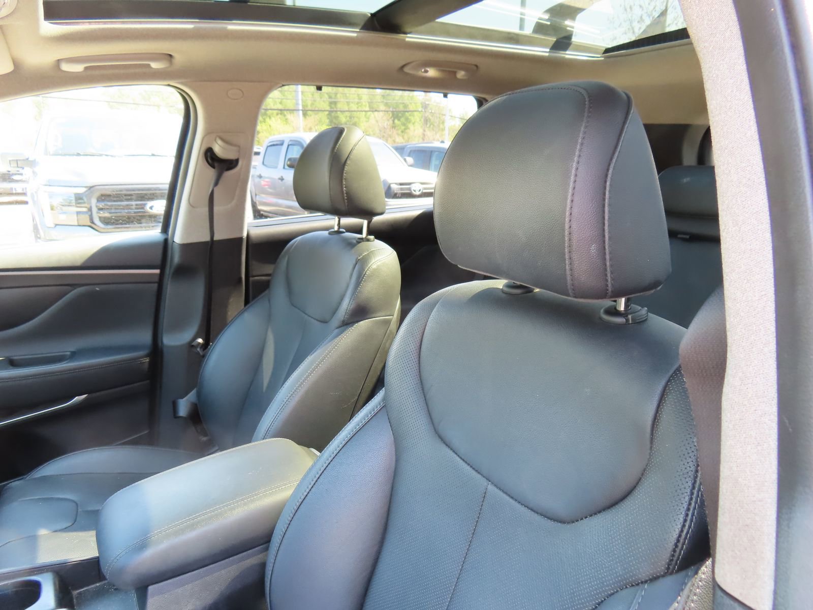 Used 2020 Hyundai Santa Fe SEL w/ Convenience + Premium Package image 27