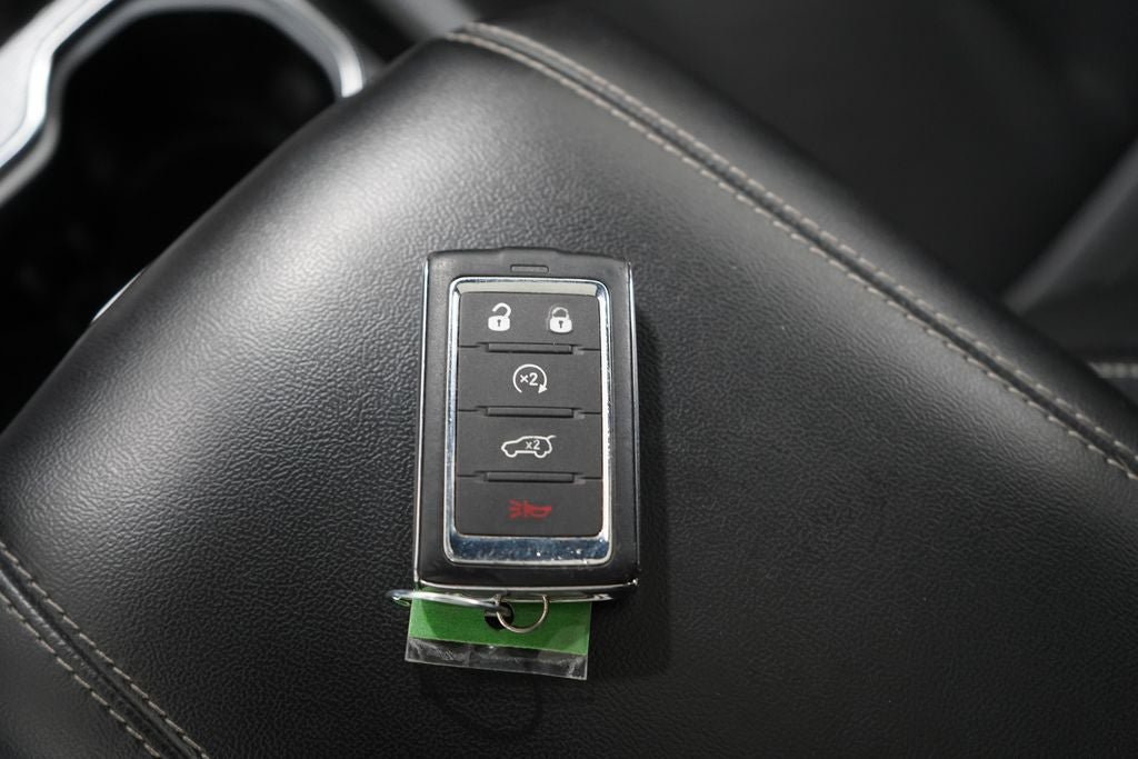 Used 2024 Jeep Grand Cherokee Limited 4xe AWD/4WD image 30
