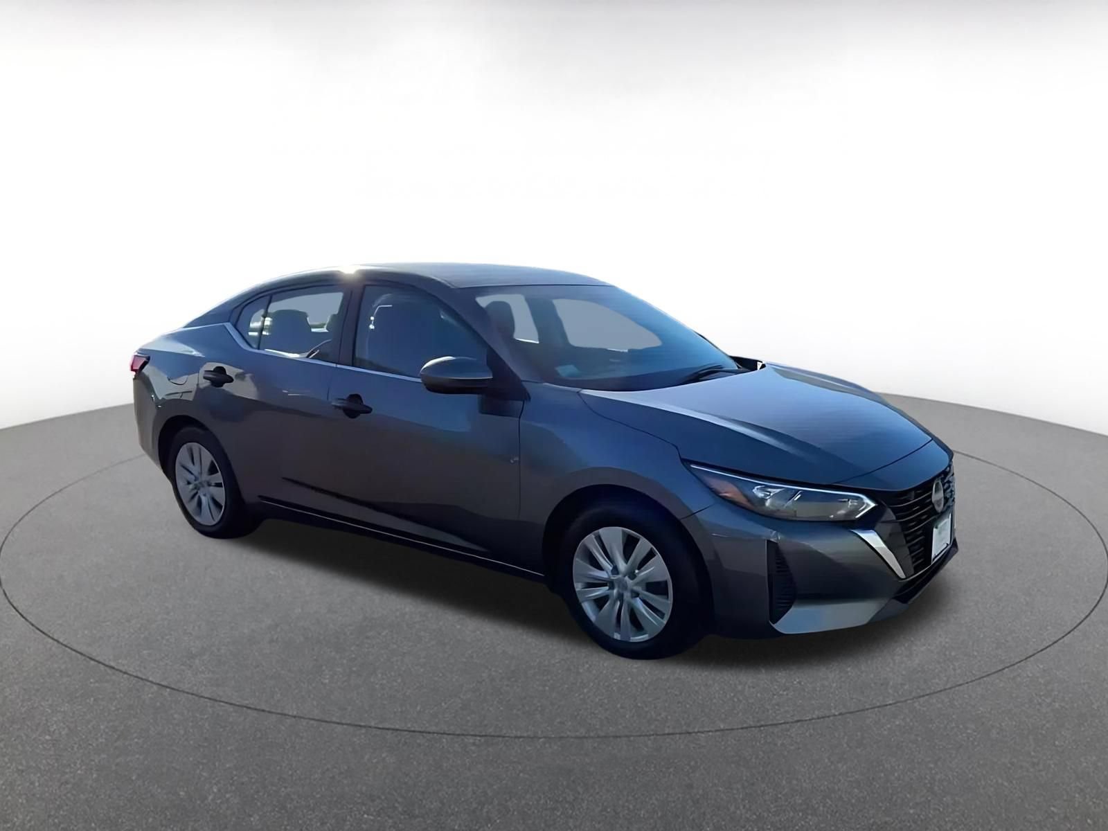 Used 2025 Nissan Sentra S FWD image 2