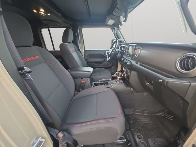 Used 2022 Jeep Gladiator Rubicon w/ Cold Weather Group AWD/4WD image 14