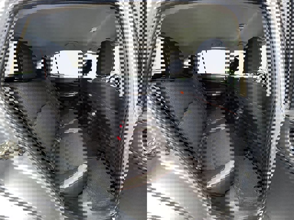 Used 2016 Subaru Crosstrek 2.0i Premium image 11